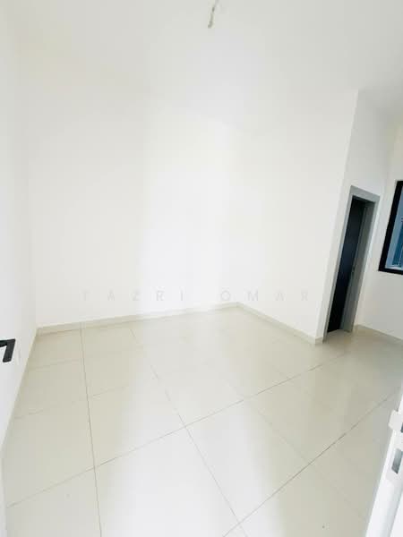 Cluster House for Sale in Shah Alam (Selangor) - Fazri Omar - Interior - PropertyGuru.com.my