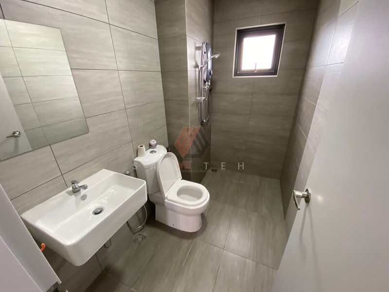Servis Apartment untuk Dijual di The Amber Residence @ TwentyFive.7 - Sam Teh - Bathroom - PropertyGuru.com.my