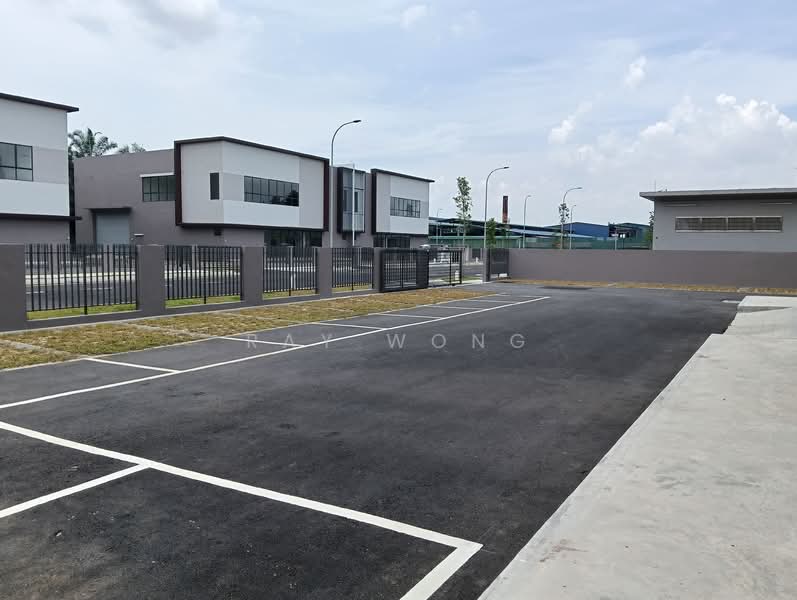 Semi-D Factory for Rent in Taman Perindustrian Air Hitam (Klang) - Ray Wong - Exterior - PropertyGuru.com.my