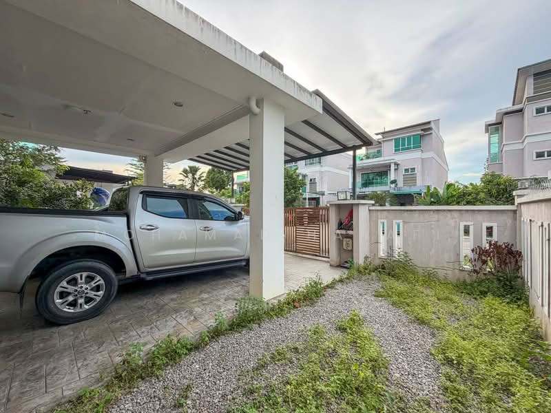 Zero-Lot Bungalow for Sale in Kajang (Selangor) - Mohamad Hanafi - PropertyGuru.com.my