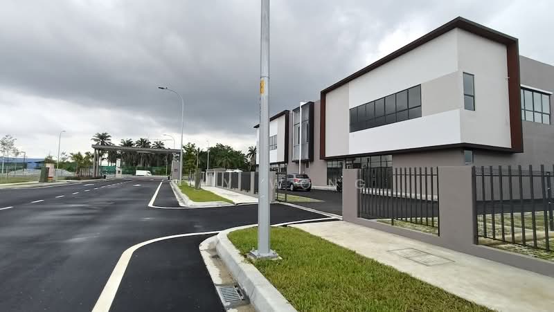 Semi-D Factory for Rent in Taman Perindustrian Air Hitam (Klang) - Ray Wong - Exterior - PropertyGuru.com.my