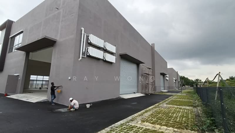 Semi-D Factory for Rent in Taman Perindustrian Air Hitam (Klang) - Ray Wong - Exterior - PropertyGuru.com.my