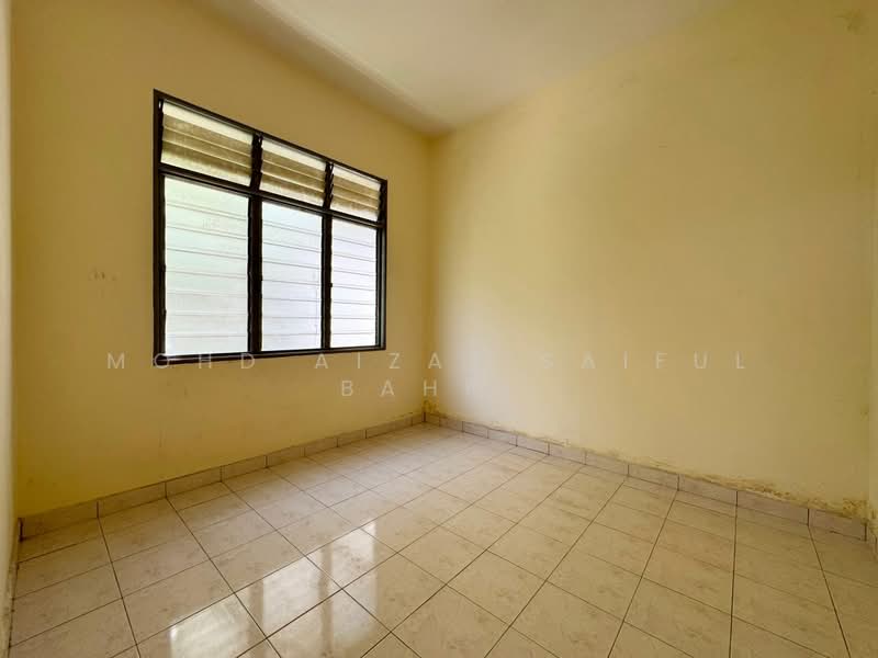 Semi-Detached House for Sale in Bandar Baru Salak Tinggi (Sepang) - Mohd Aizat Saiful Bahri - PropertyGuru.com.my
