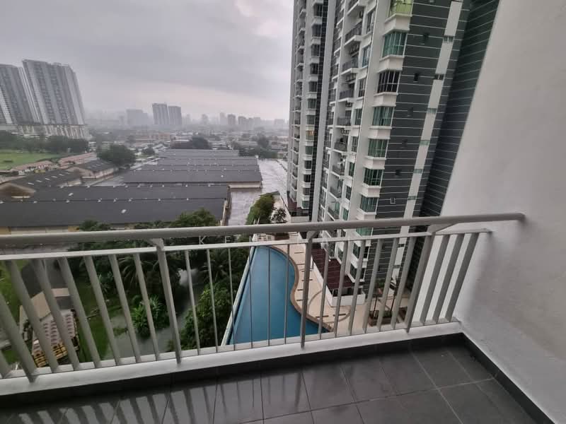 Condominium for Rent at Zeta Deskye (Alam Saujana) - Ken Lai - Balcony - PropertyGuru.com.my