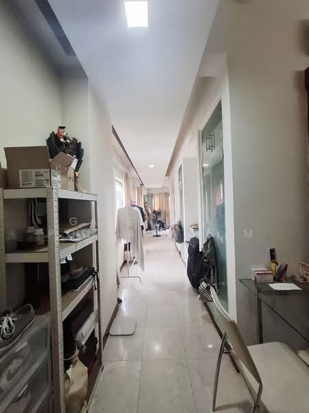 Condominium for Rent at 10 Semantan Suites - GAJENDRAN PONNAMPALAM - Corridor - PropertyGuru.com.my