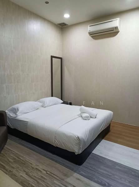 Semi-Detached House for Rent in Taman Kluang Setia (Kluang) - Grace Fan - Bedroom - PropertyGuru.com.my