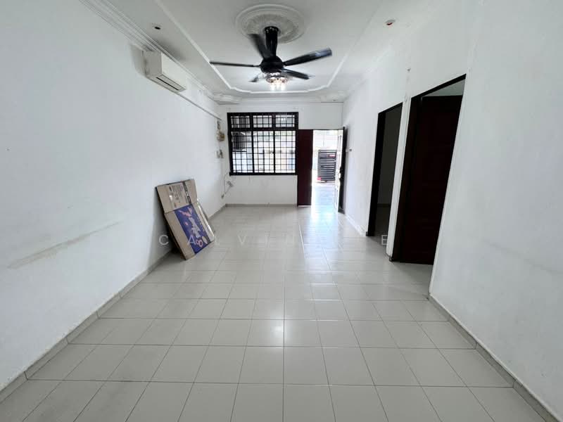 Taman Johor Taman Johor Taman Johor Taman Johor Tamans Johors untuk Untuk Dijual - RM 508,000, Mac 2026 - Living Room - PropertyGuru.com.my