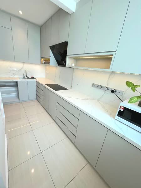 Condominium for Rent at Queens Residences Q1 @ Queens Waterfront - Kelvin Lim - Kitchen - PropertyGuru.com.my