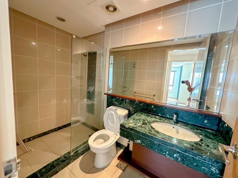 Service Residence for Rent at i-Zen @ Kiara 2 - Hafiz Shariff - Bathroom - PropertyGuru.com.my