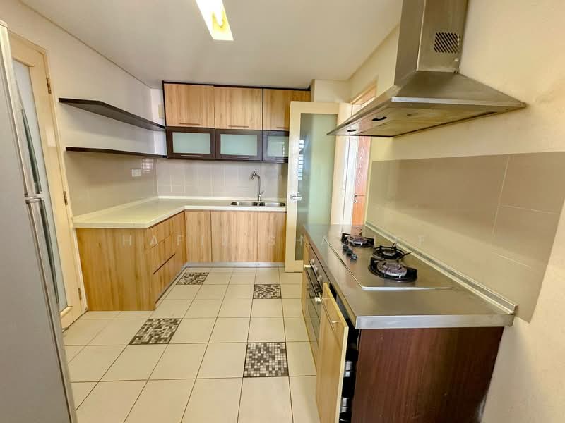 Service Residence for Rent at i-Zen @ Kiara 2 - Hafiz Shariff - Kitchen - PropertyGuru.com.my