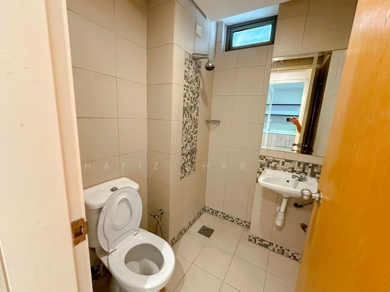 Service Residence for Rent at i-Zen @ Kiara 2 - Hafiz Shariff - Bathroom - PropertyGuru.com.my