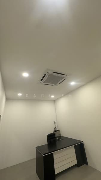 Kedai / Pejabat untuk Disewa di Taman Tasik Indah (Kluang) - Grace Fan - Study - PropertyGuru.com.my