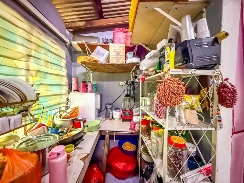 2-storey Terraced House for Sale in Taman Muda (Ampang) - Gudrotullah Ikhwan - Kitchen - PropertyGuru.com.my