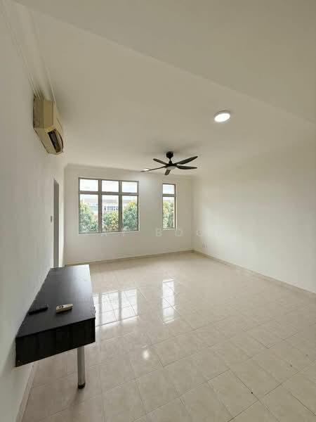 Nusavilla untuk Untuk Dijual - RM 528,000, Mac 2026 - Living Room - PropertyGuru.com.my