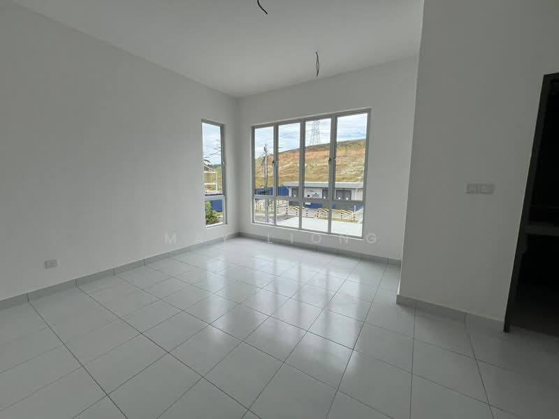 2-storey Terraced House for Sale in Taman Sari Alamanda (Serendah) - May Liong - Interior - PropertyGuru.com.my