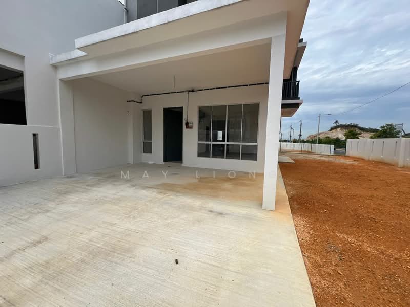 2-storey Terraced House for Sale in Taman Sari Alamanda (Serendah) - May Liong - Exterior - PropertyGuru.com.my