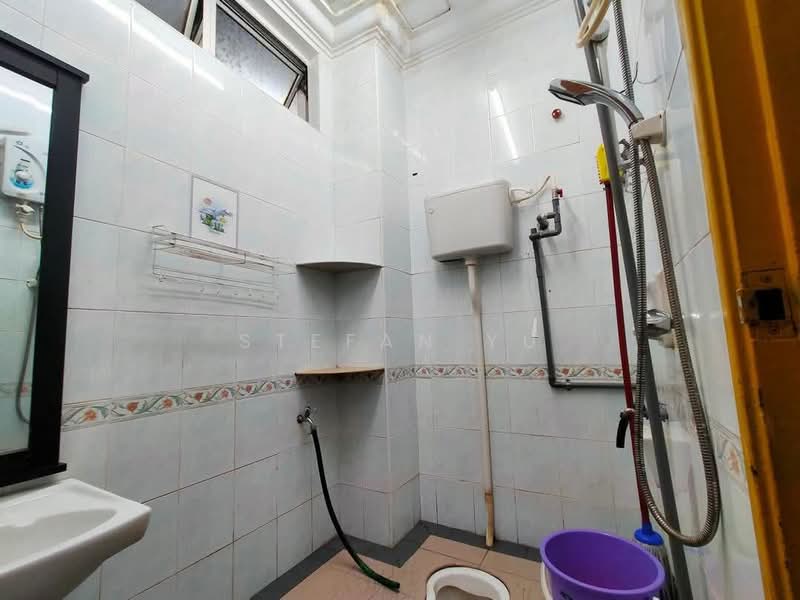 Rumah Teres 2 Tingkat untuk Dijual di Johor Bahru (Johor) - Stefan Yu - Bathroom - PropertyGuru.com.my