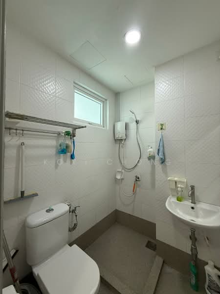Service Residence for Rent at Seasons Amara Larkin - Koyi Chong - Bathroom - PropertyGuru.com.my