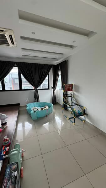 Opal @ Taman Mutiara Mas untuk Untuk Dijual - RM 1,300,000, Mac 2026 - Living Room - PropertyGuru.com.my