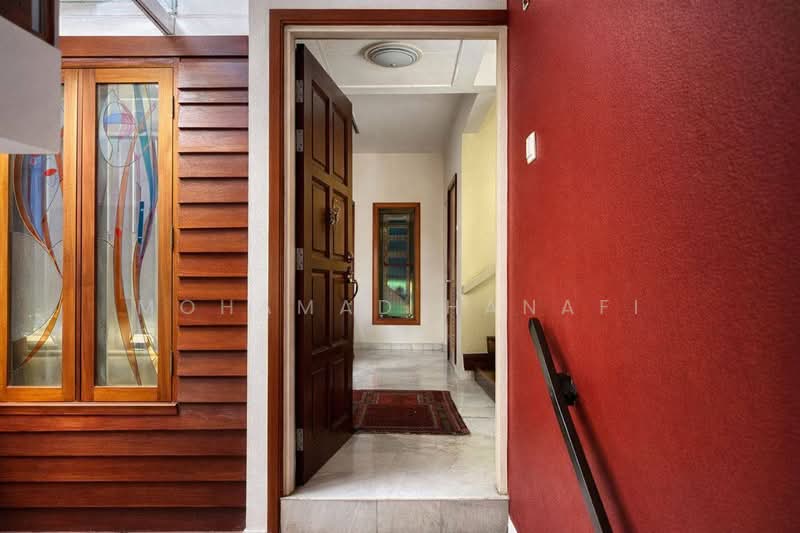 2-storey Terraced House for Sale in Usj 11 (Subang Jaya) - Mohamad Hanafi - Entrance - PropertyGuru.com.my