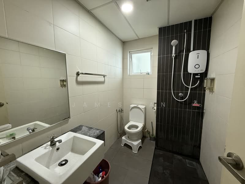 Kediaman Servis untuk Dijual di Metropolitan Square Service Residence - James Tan - Bathroom - PropertyGuru.com.my