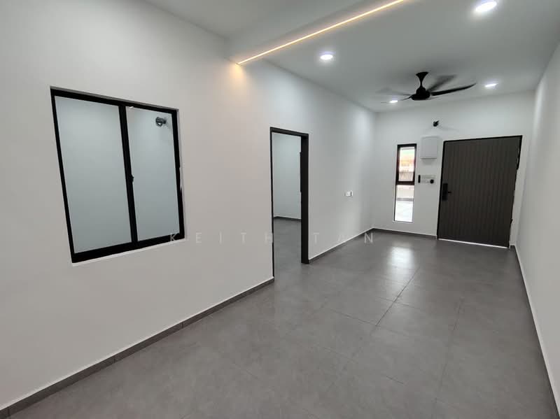 Rumah Teres 1-Tingkat untuk Dijual di Ujong Pasir (Melaka City) - Keith Tan - Living Room - PropertyGuru.com.my