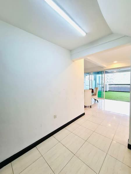Armanee Terrace untuk Untuk Dijual - RM 1,100,000, Mac 2026 - Living Room - PropertyGuru.com.my