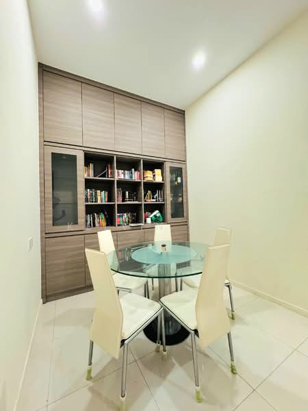 Ariza Seri Tanjung Pinang untuk Untuk Dijual - RM 2,650,000, Mac 2026 - Dining Room - PropertyGuru.com.my