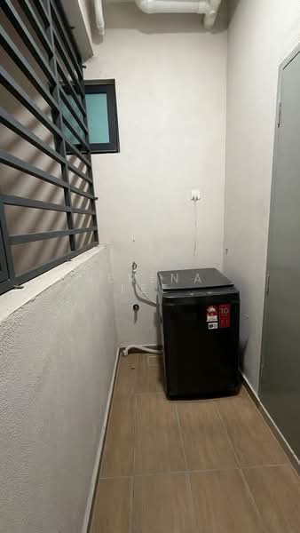 B11 Parkland Residence untuk Untuk Disewa - RM 2,400 /bulan, Mac 2026 - Balcony - PropertyGuru.com.my