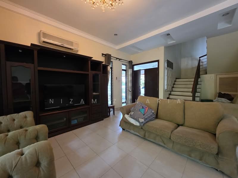 Semi-Detached House for Sale in Klang (Selangor) - Nizam Zakaria - Living Room - PropertyGuru.com.my