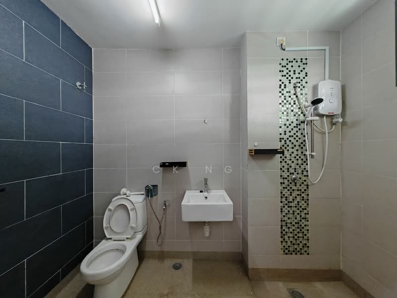 2-storey Terraced House for Rent in Bandar Sri Sendayan (Negeri Sembilan) - CK Ng - Bathroom - PropertyGuru.com.my