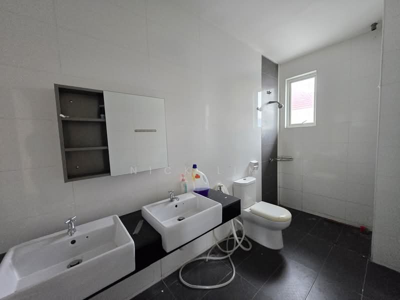 Park View @ Taman Juru Setia untuk Untuk Dijual - RM 950,000, Mac 2026 - Bathroom - PropertyGuru.com.my