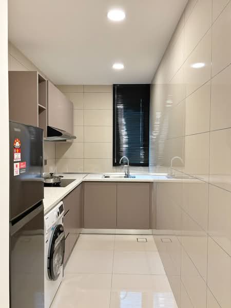 Duta Park Residences untuk Untuk Disewa - RM 2,700 /bulan, Mac 2026 - Kitchen - PropertyGuru.com.my