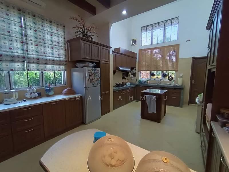 Untuk Dijual - Peringgit