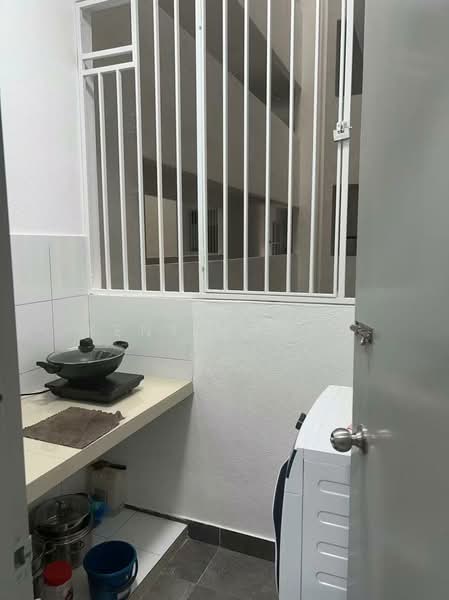 Traders Park untuk Untuk Disewa - RM 600 /bulan, Mac 2026 - Kitchen - PropertyGuru.com.my