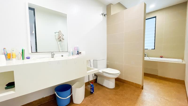 Rumah Teres 3 Tingkat untuk Dijual di Melawati (Selangor) - calvin Chin - Bathroom - PropertyGuru.com.my
