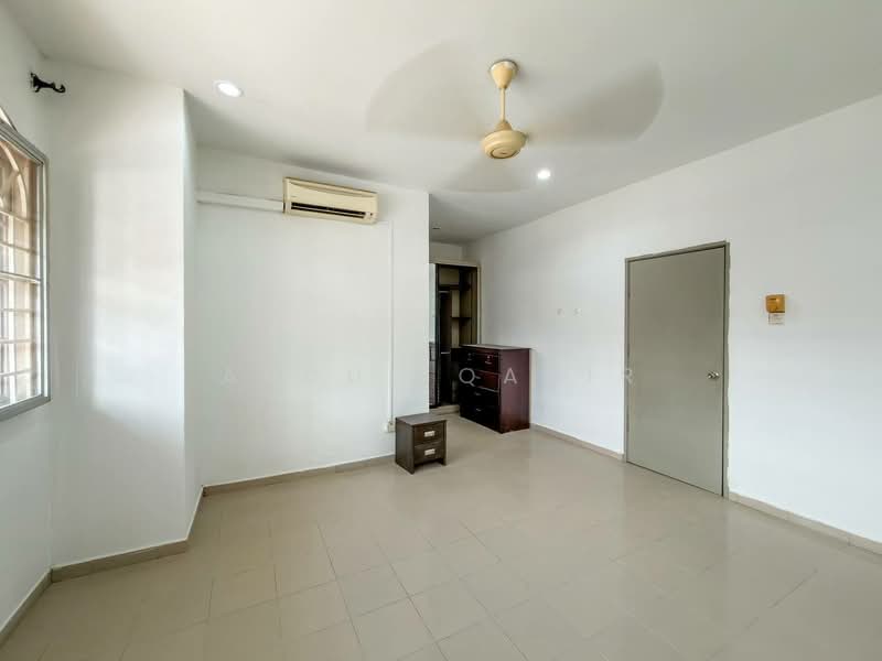 2-storey Terraced House for Sale in Bandar Bukit Puchong (Puchong) - Abdul Qadir - Interior - PropertyGuru.com.my
