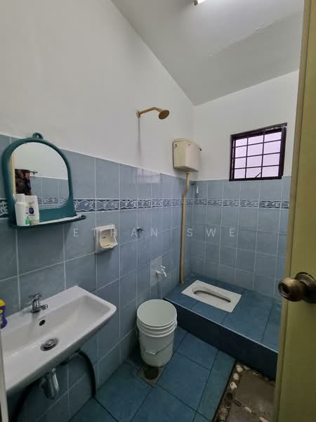 2-storey Terraced House for Sale in Kota Damansara (Selangor) - Ethan Swe - Bathroom - PropertyGuru.com.my