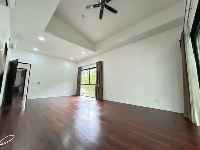 Bungalow for Sale in Ampang Jaya (Ampang) - calvin Chin - Living Room - PropertyGuru.com.my