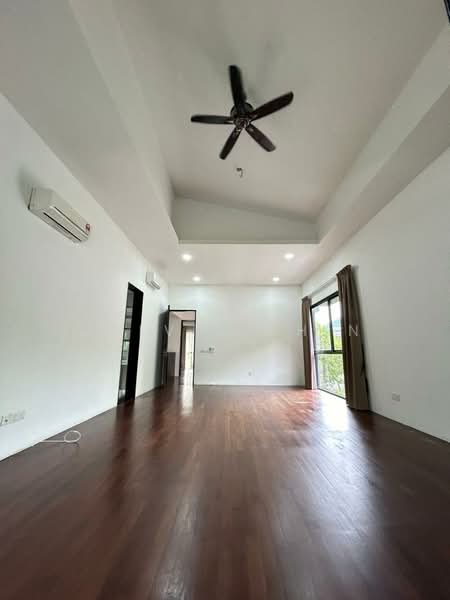 Bungalow for Sale in Ampang Jaya (Ampang) - calvin Chin - Living Room - PropertyGuru.com.my