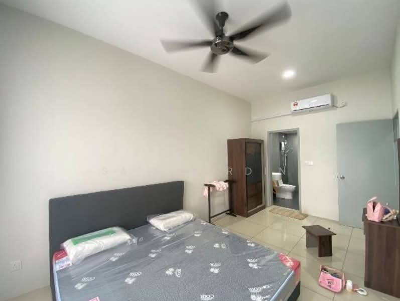 Platinum OUG Residence untuk Untuk Dijual - RM 499,000, Mac 2026 - Bedroom - PropertyGuru.com.my