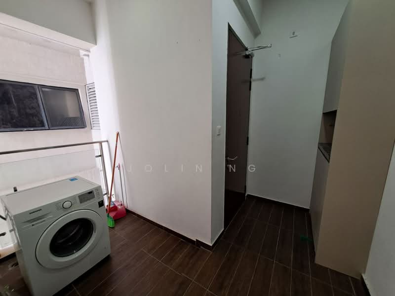 Condominium for Sale at Bay Laurel @ Country Garden Danga Bay - Jolin Ng - Balcony - PropertyGuru.com.my