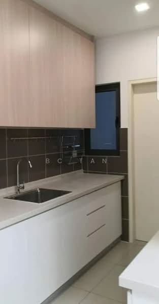 Lakeville Residence untuk Untuk Disewa - RM 2,300 /bulan, Mac 2026 - Kitchen - PropertyGuru.com.my