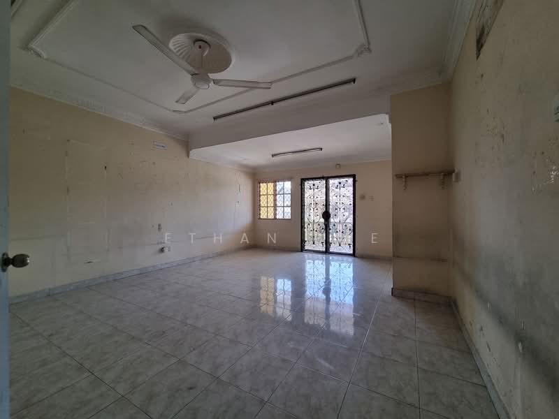 2 Storeys Corner Lot @ Jalan Cecawi Seksyen 6 Kota Damansara untuk Untuk Disewa - RM 3,500 /bulan, Mac 2026 - Living Room - PropertyGuru.com.my