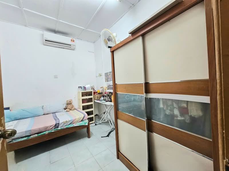 TAMAN PUCHONG UTAMA untuk Untuk Dijual - RM 560,000, Mac 2026 - Bedroom - PropertyGuru.com.my