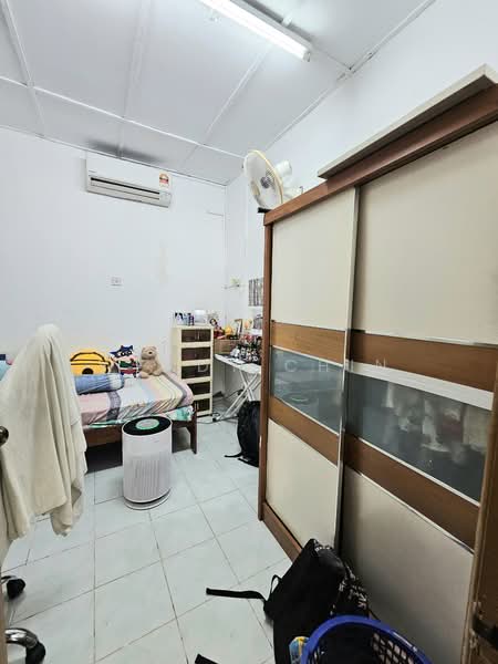 TAMAN PUCHONG UTAMA untuk Untuk Dijual - RM 560,000, Mac 2026 - Bedroom - PropertyGuru.com.my