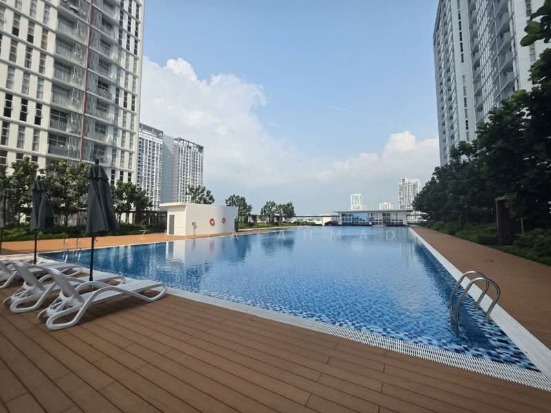 Lakefront Homes untuk Untuk Disewa - RM 2,000 /bulan, Mac 2026 - Exterior - PropertyGuru.com.my