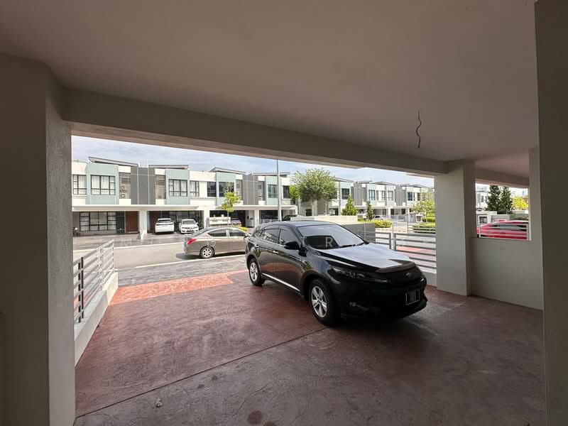 Maple Residence untuk Untuk Disewa - RM 3,800 /bulan, Apr 2026 - Exterior - PropertyGuru.com.my