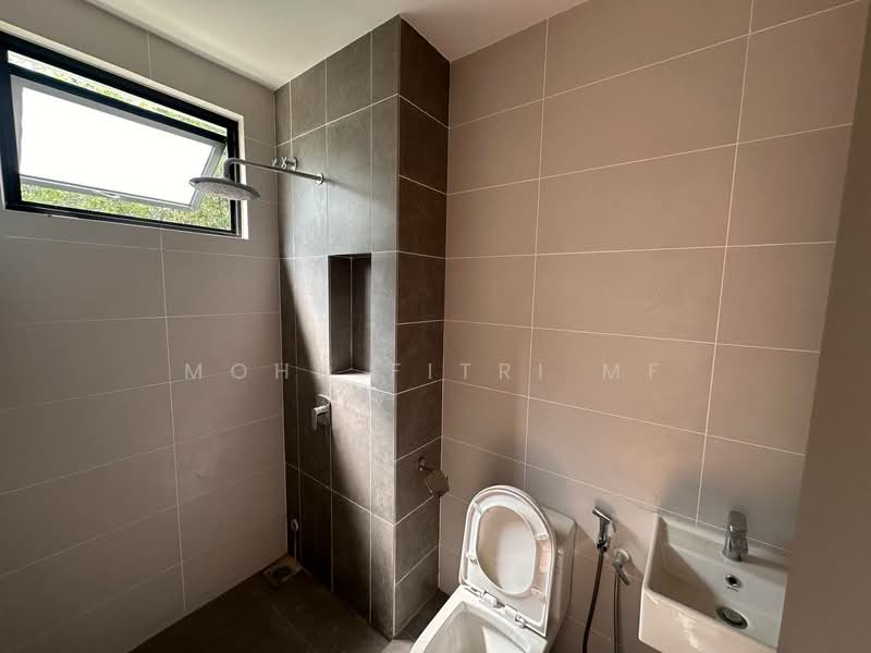 Maple Residence untuk Untuk Disewa - RM 3,800 /bulan, Apr 2026 - Bathroom - PropertyGuru.com.my