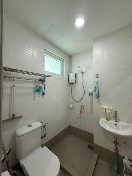 Service Residence for Rent at Seasons Amara Larkin - Yumi Kui - Bathroom - PropertyGuru.com.my